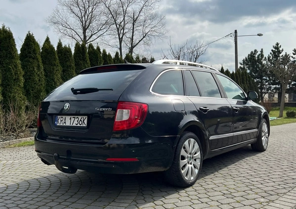 Skoda Superb cena 29900 przebieg: 273600, rok produkcji 2011 z Wejherowo małe 172